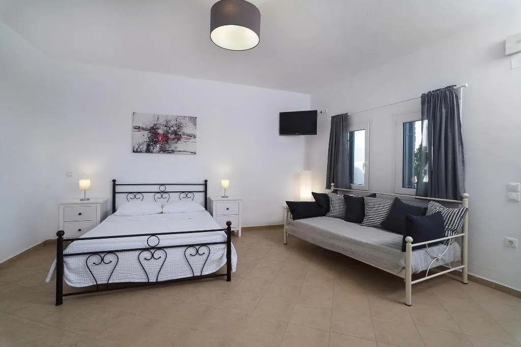 Room, Aelia Suites, Santorini