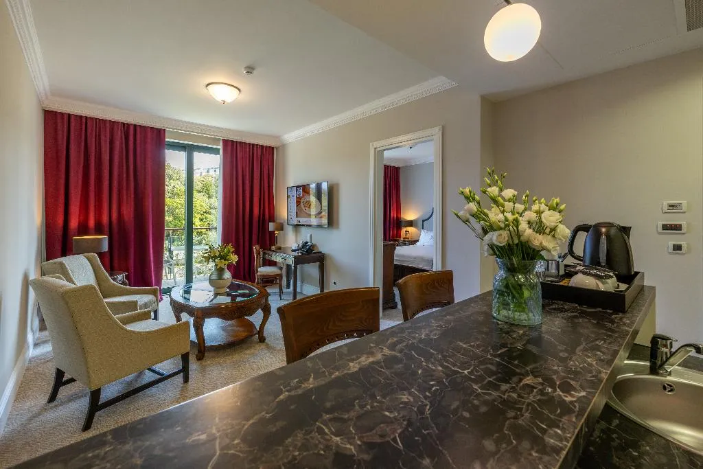 SUITE DELUXE WITH BALCONY Room, Royal Princess Hotel, Dubrovnik