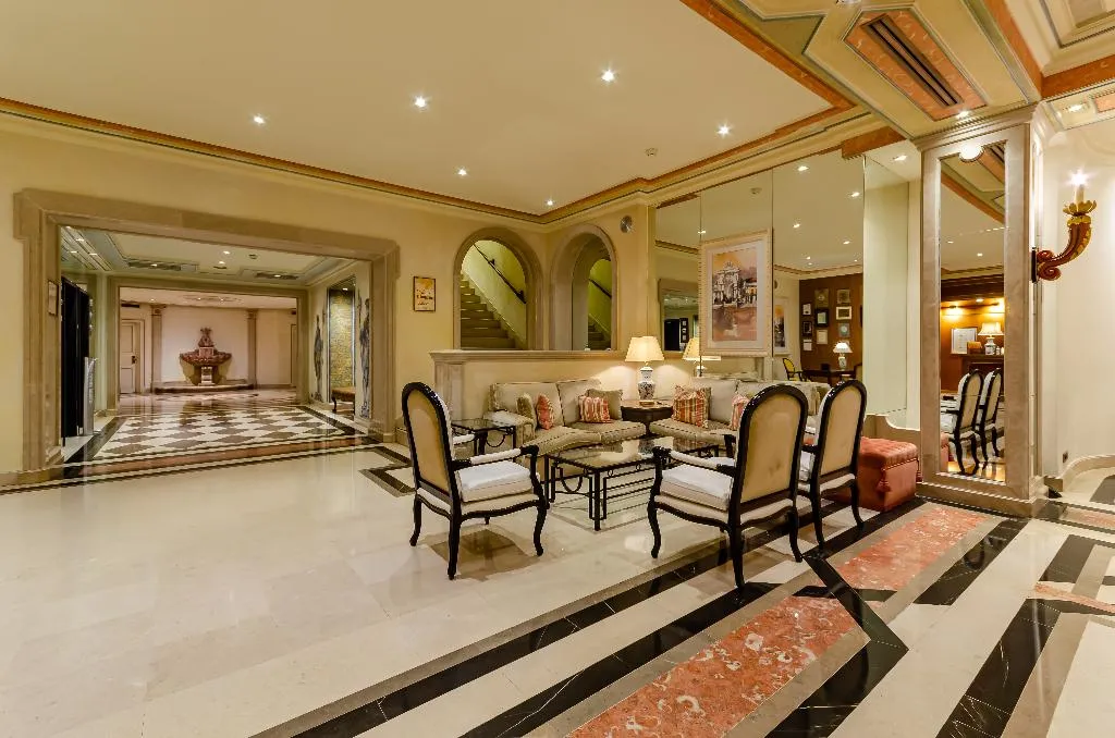 Lobby, Olissippo Lapa Palace, Lisbon
