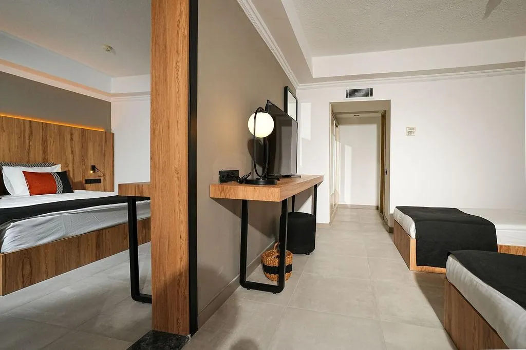 FAMILY ROOM SIDE SEA VIEW Room, Club Beyy Resort, Izmir