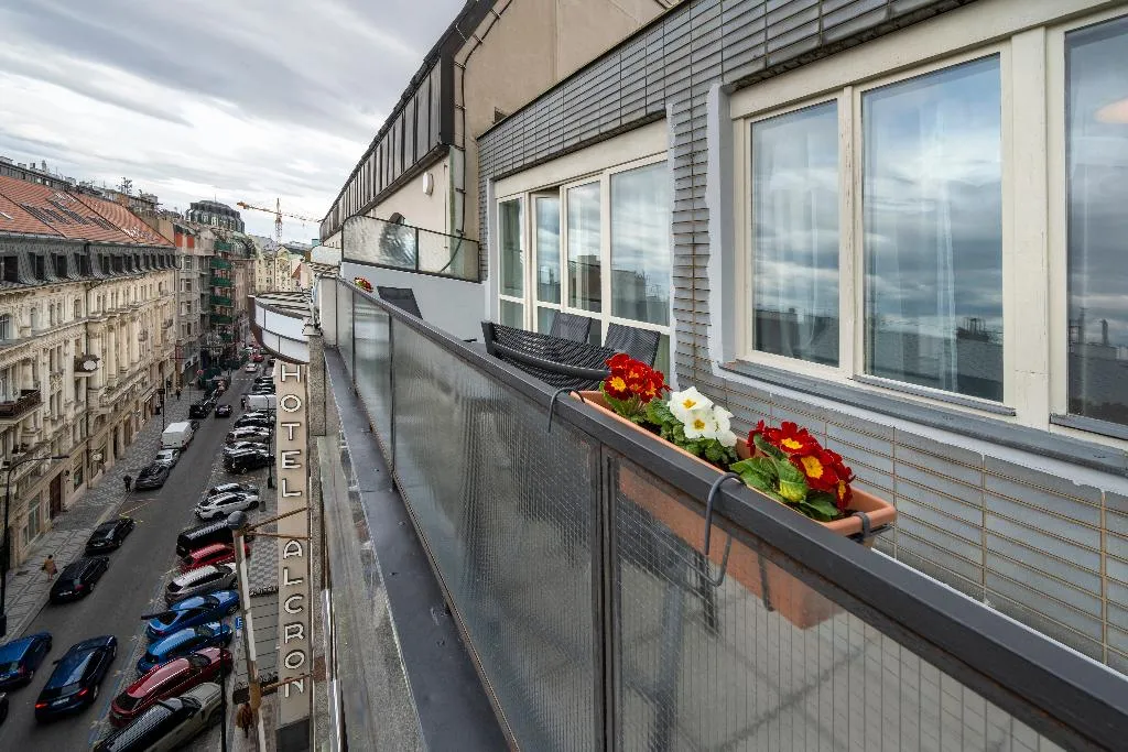 Terrace, New Town - Apple Apartments, Prague