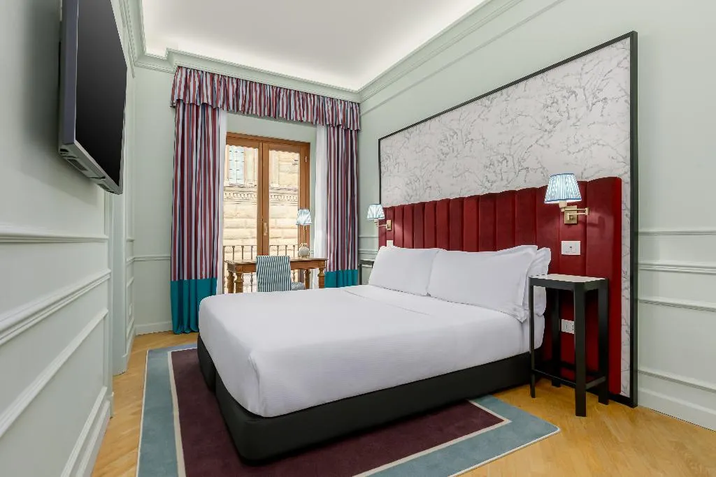 DOUBLE STANDARD Room, Room Mate Collection Isabella, Florence, Florence