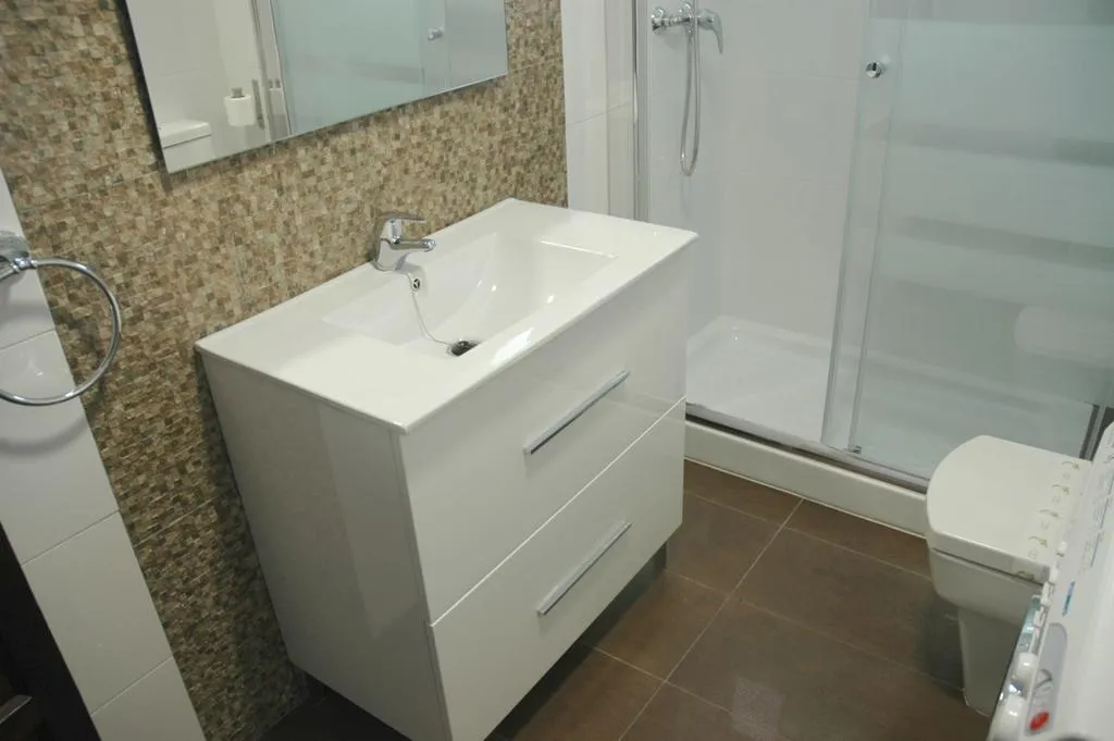 APARTMENT TWO BEDROOMS Room, Terrasol Pirámides-Puerto Blanco, Costa Del Sol