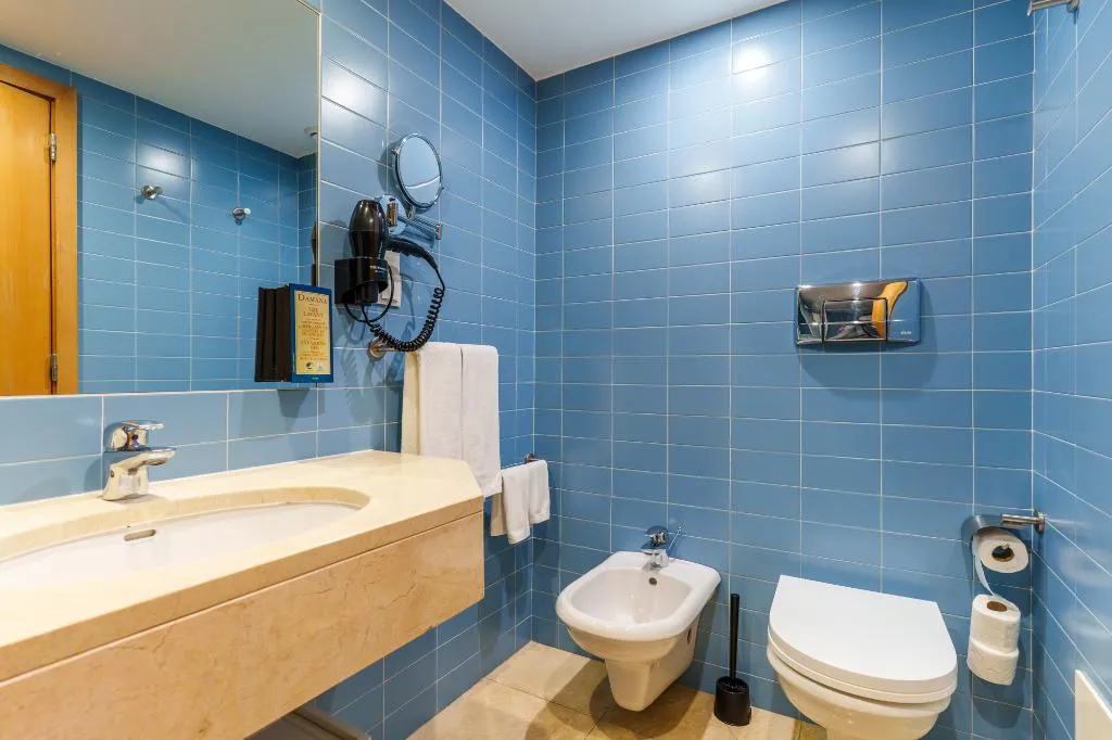 TRIPLE STANDARD Room, Cascais Hotel, Lisbon