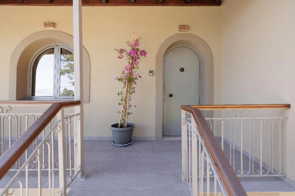 APARTMENT TWO BEDROOMS Room, The Summit Escape, Corfu