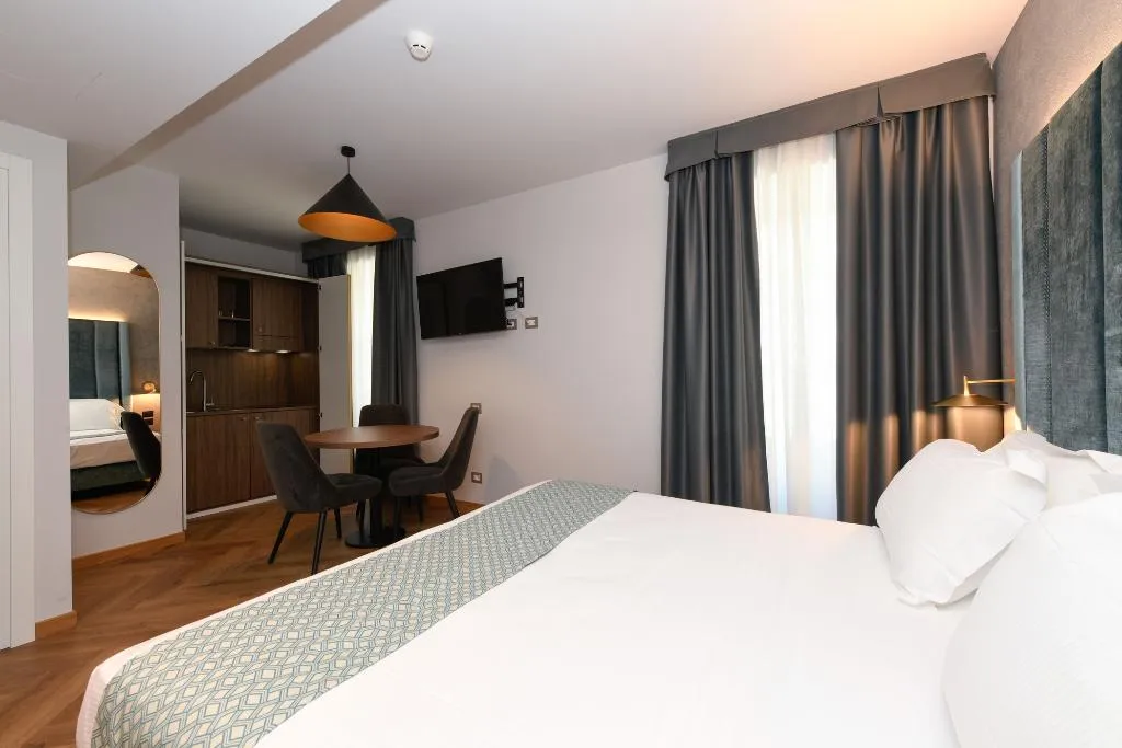 STUDIO SUPERIOR Room, Palazzo Santo Spirito, Milan