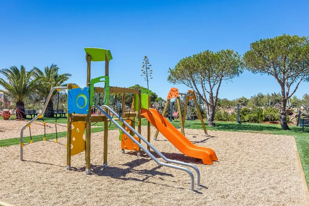 Sports and Entertainment, NAU Salema Beach Village, Algarve