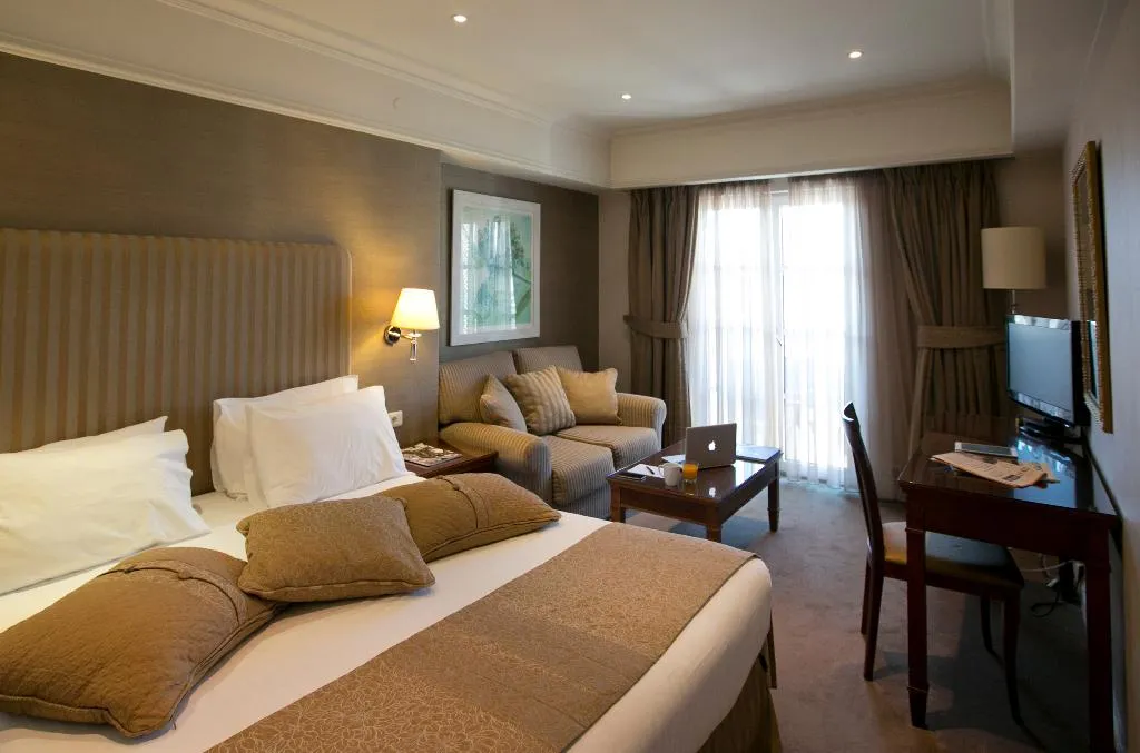 JUNIOR SUITE WITH VIEWS Room, Hera Hotel, Athens