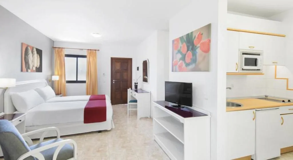 APARTMENT CAPACITY 3 Room, Elba Lucia Sport & Suite Hotel, Fuerteventura