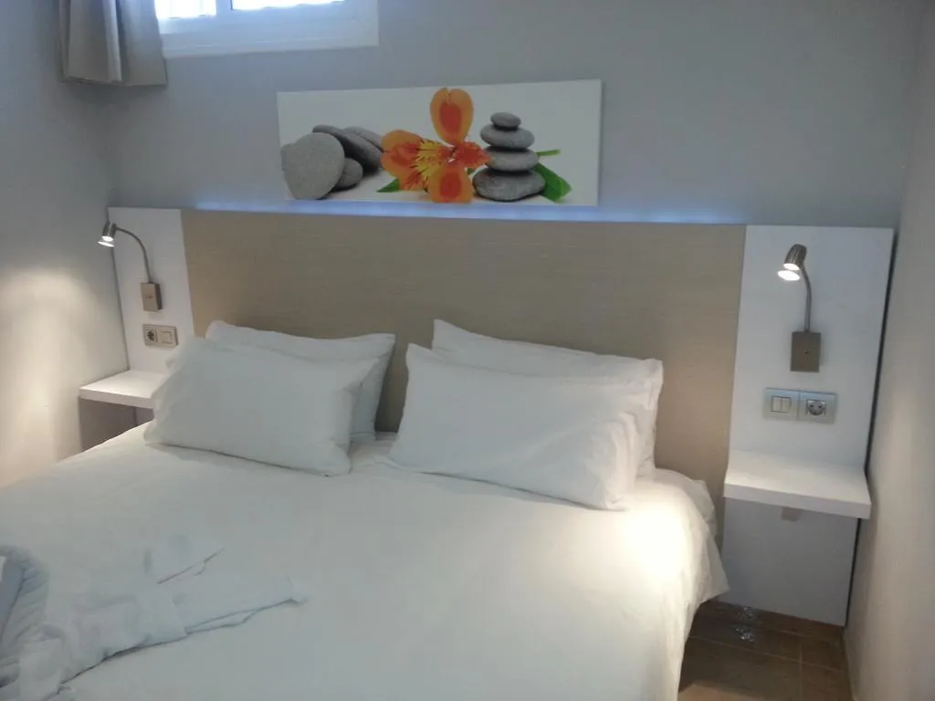 Room, eó Apartamentos Las Rosas, Gran Canaria