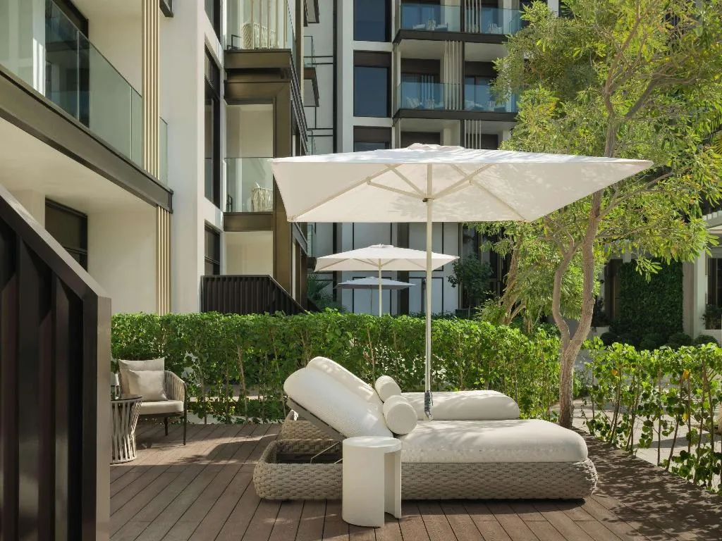 TWIN GUEST ROOM RESORT VIEW Room, Delano Dubai, Dubai