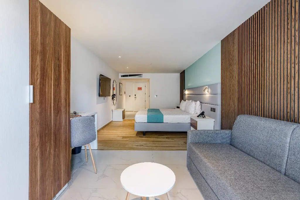 Double or Twin SUPERIOR Room, Solana Hotel & Spa, Malta