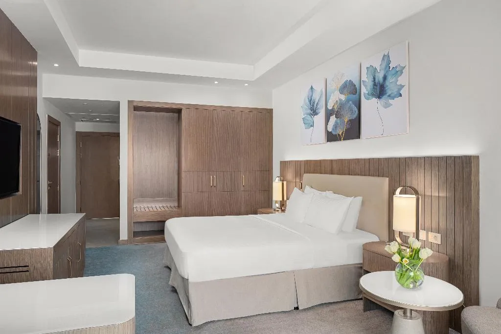 DOUBLE SUPERIOR KING BED Room, Hilton Pyramids Golf, Cairo