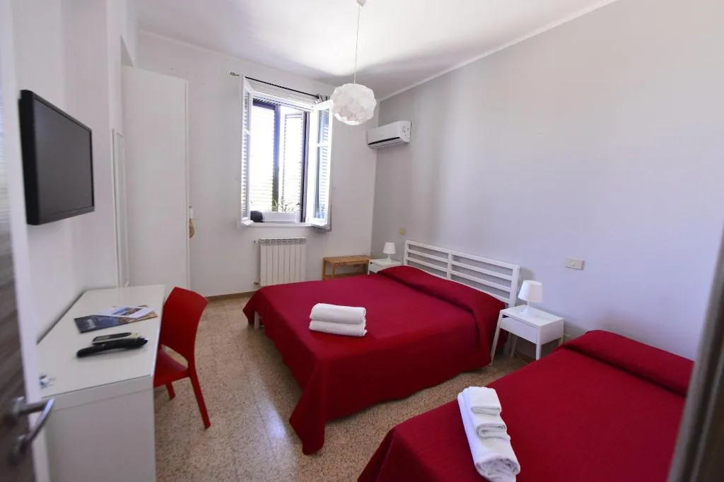 Room, Miss Sicily B&B, Palermo