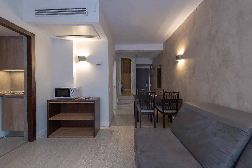 APARTMENT CAPACITY 4 Room, Apartamentos Recoletos, Madrid