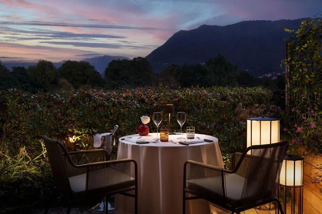 Room, Sheraton Lake Como, Milan