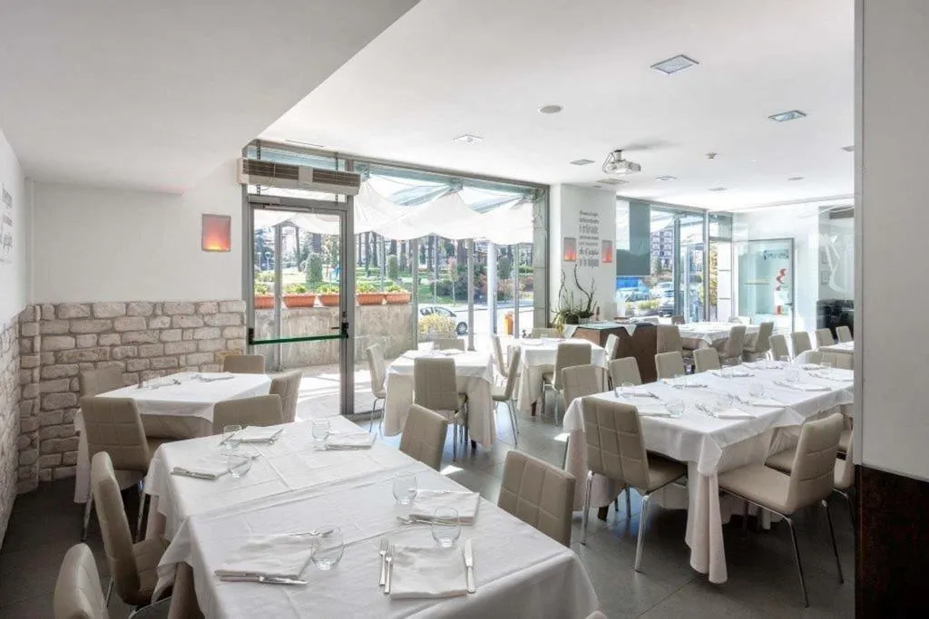 Restaurant, Viva Hotel, Naples