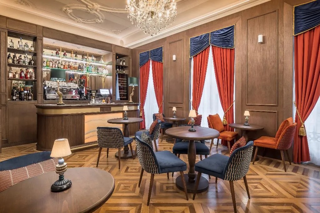 Bar, Palacio Gran Via, A Royal Hideaway Hotel, Andalucia