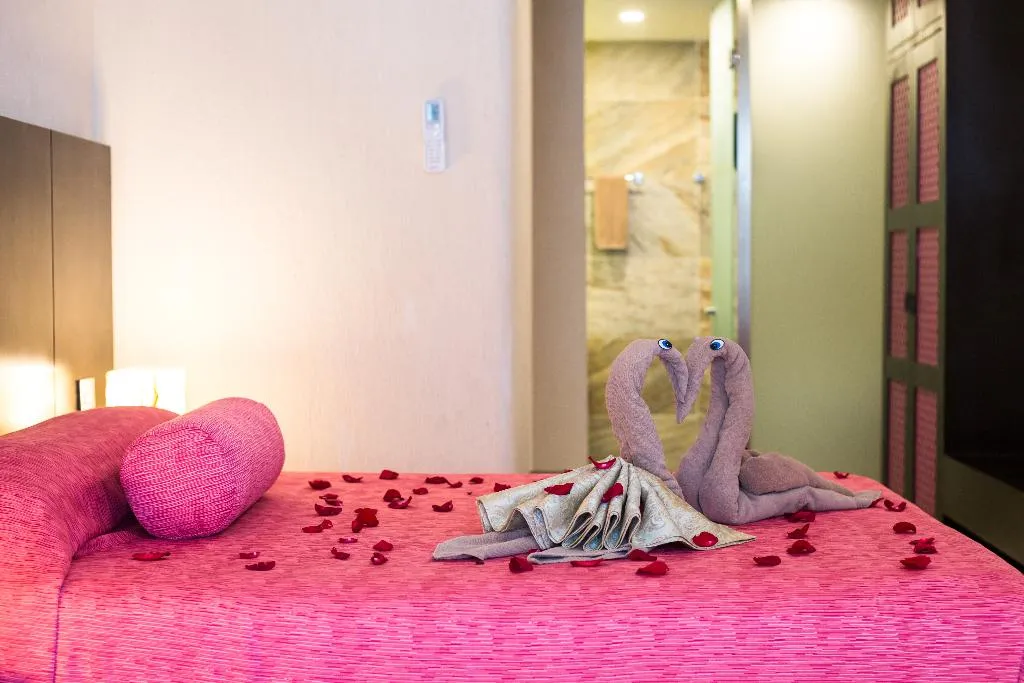 APARTMENT QUEEN SIZE BED Room, Suites Corazon, Playa Del Carmen