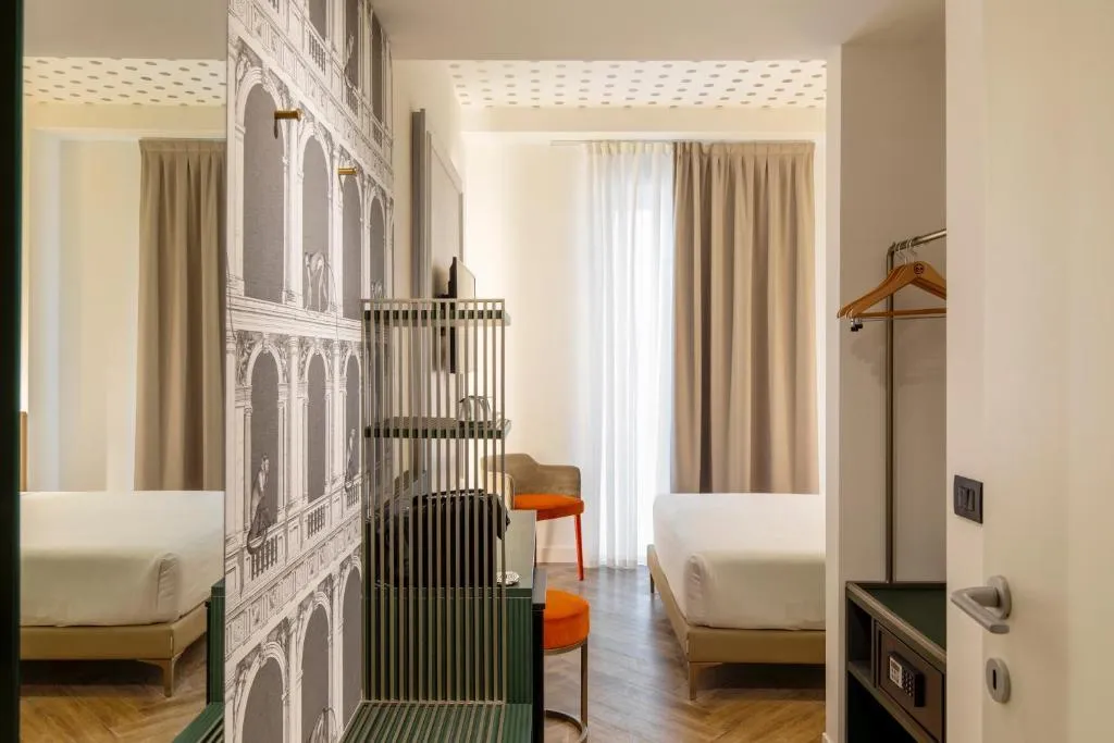 TRIPLE SUPERIOR Room, B&B HOTEL Milano Duomo Velasca, Milan