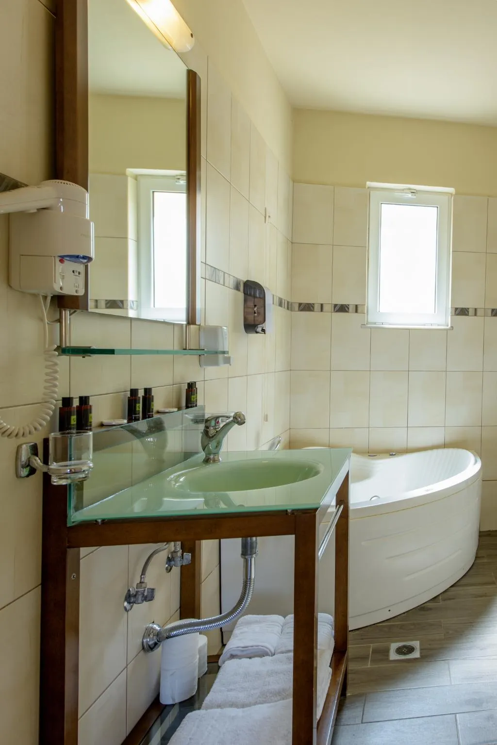 SUITE WITH PRIVATE POOL Room, Theo Hotel, Crete