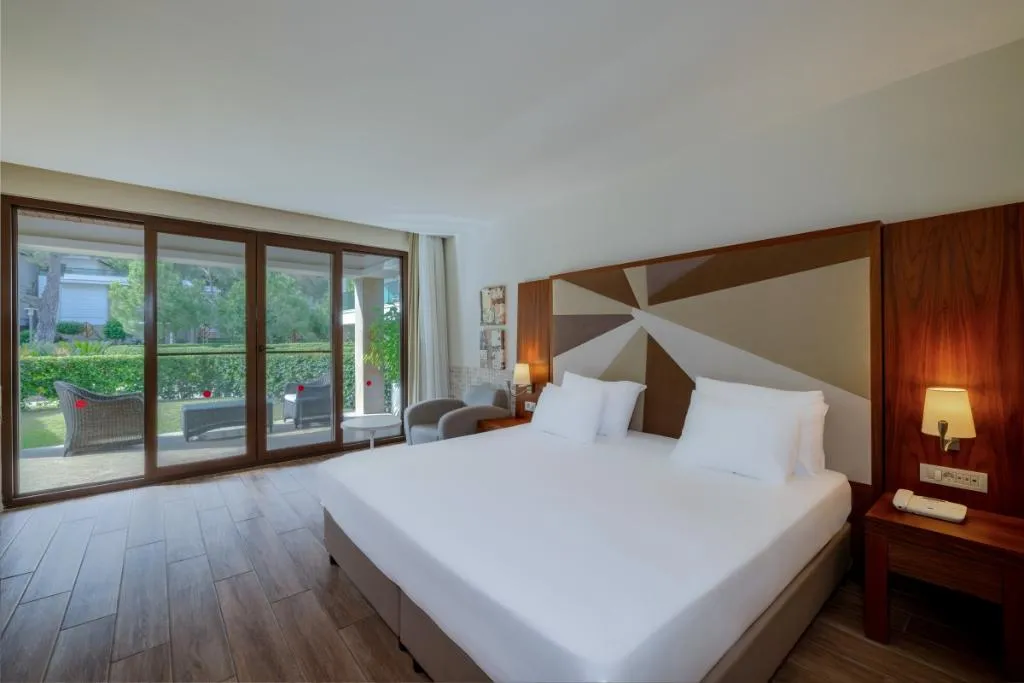 FAMILY ROOM LAGOON VIEW Room, Nirvana Mediterranean Excellence, Antalya