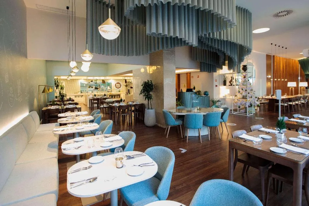 Restaurant, Melia Lisboa Oriente, Lisbon