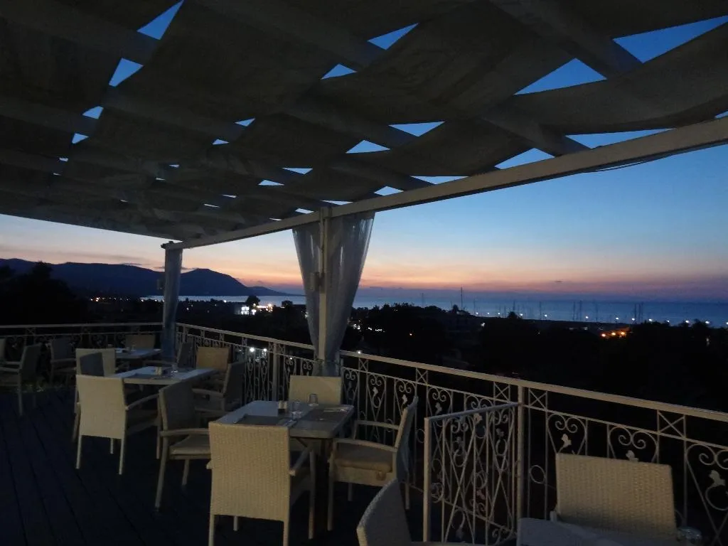 Restaurant, Latchi Family Resort, Cyprus