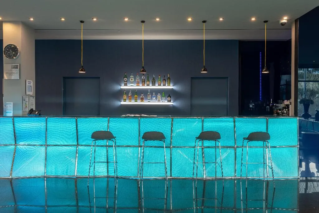 Bar, Holiday Inn Express Lisbon Airport, Lisbon