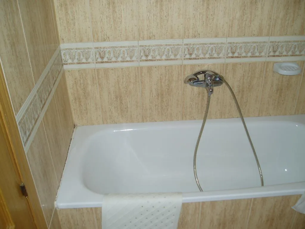 TRIPLE STANDARD Room, Manzanares, Madrid