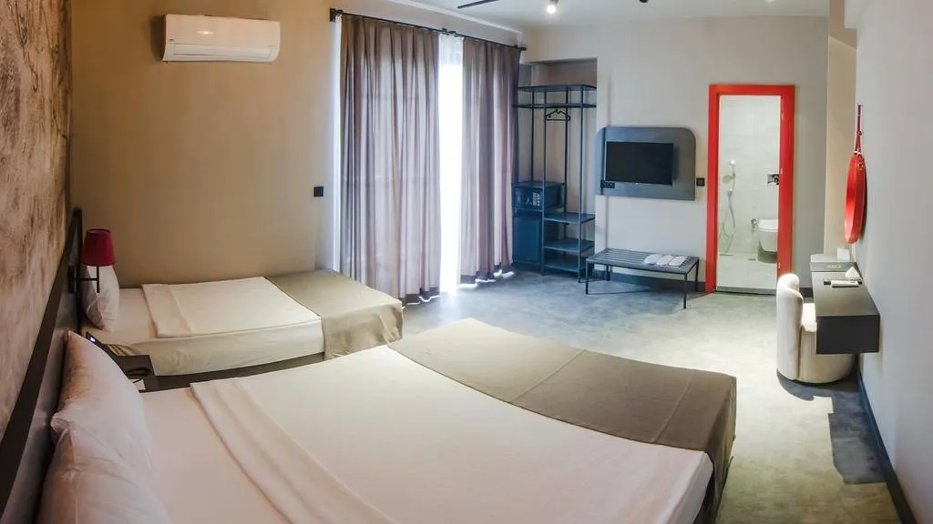 Room, Golden Sun, Antalya