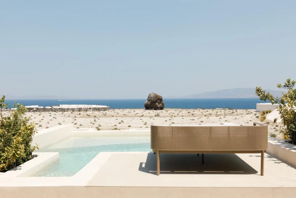 VILLA WITH PRIVATE POOL Room, Elysian Retreat, Santorini