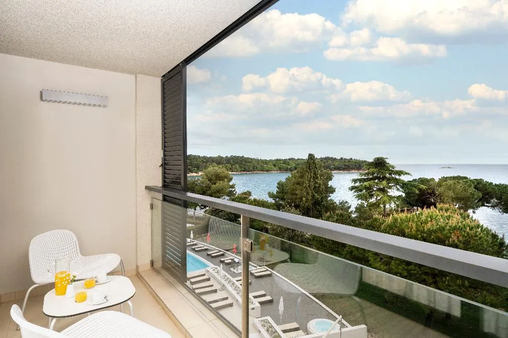 DOUBLE PREMIUM SEA VIEW Room, Hotel Parentium, Istria
