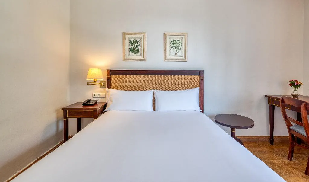DOUBLE QUEEN SIZE BED Room, AZZ Guadacorte Campo de Gibraltar, Costa De La Luz