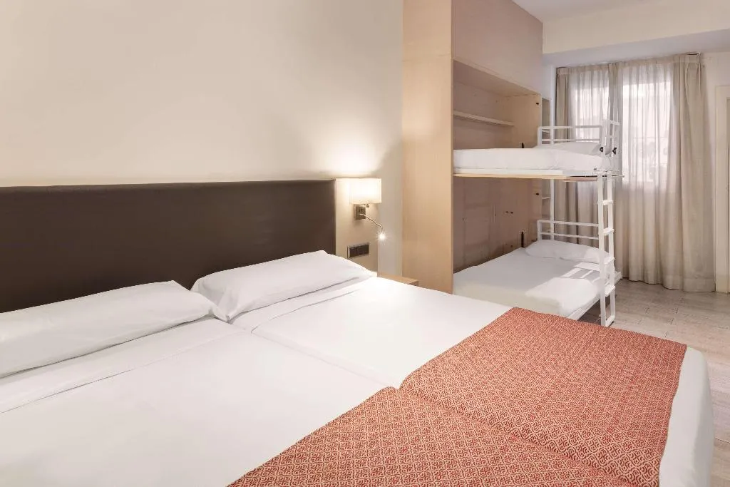 Room, Catalonia Hispalis, Seville