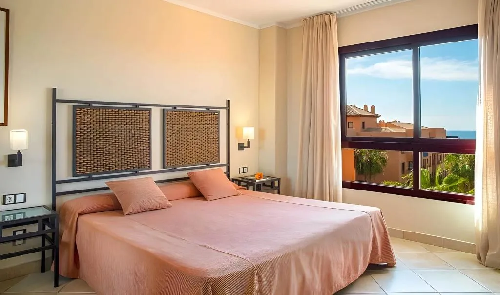 TRIPLE PREMIUM Room, Bakour Oh Nice Costa del Sol, Costa Del Sol