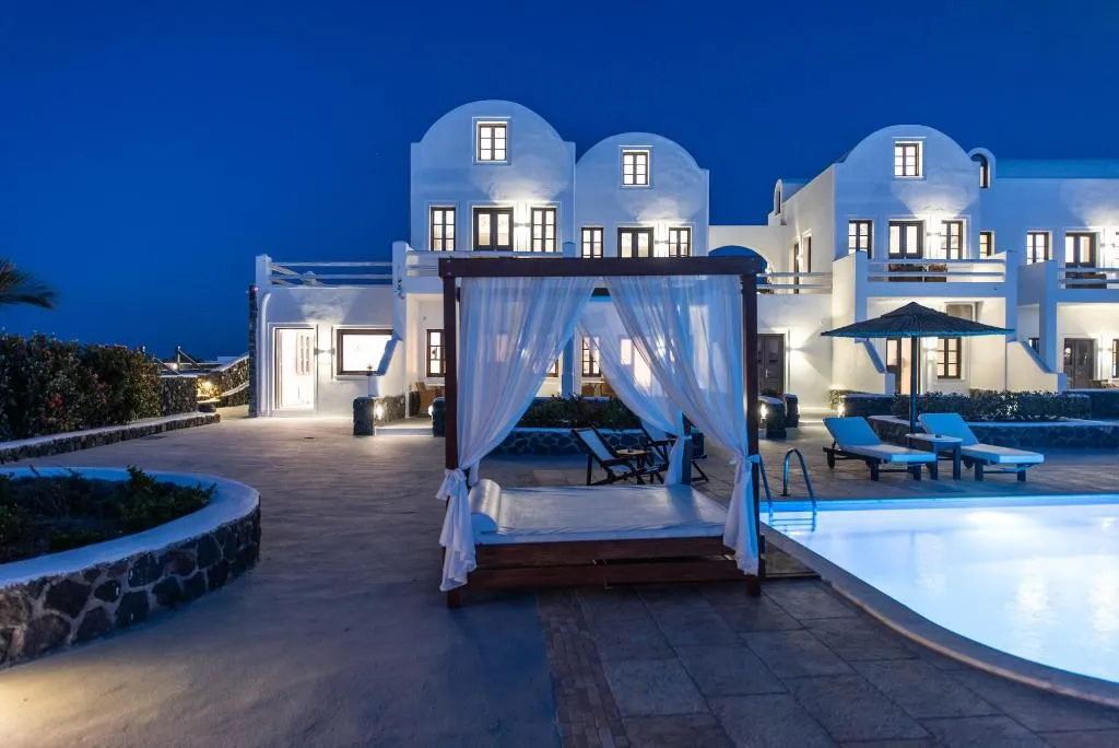 Sports and Entertainment, Caldera Memories, Santorini