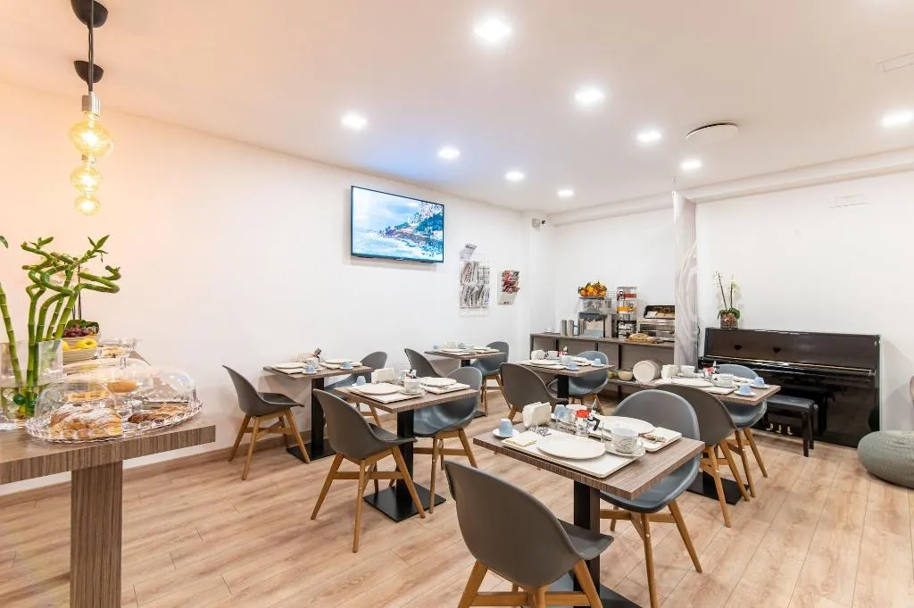 Restaurant, Neocore Boutique Hotel, Naples