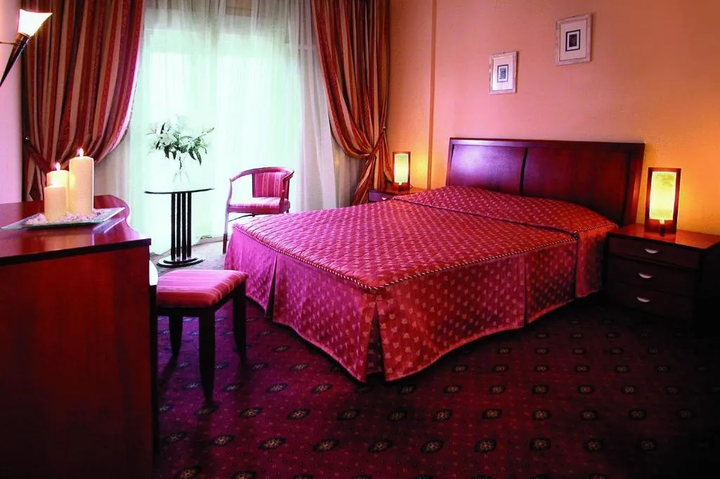 SUITE CLASSIC Room, Ambassador Hotel Thessaloniki, Halkidiki