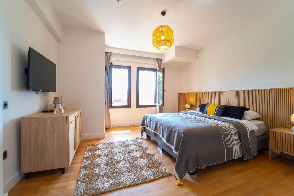 FAMILY ROOM TWO BEDROOMS ONE BATHROOM Room, Hotel Club-E, Dalaman