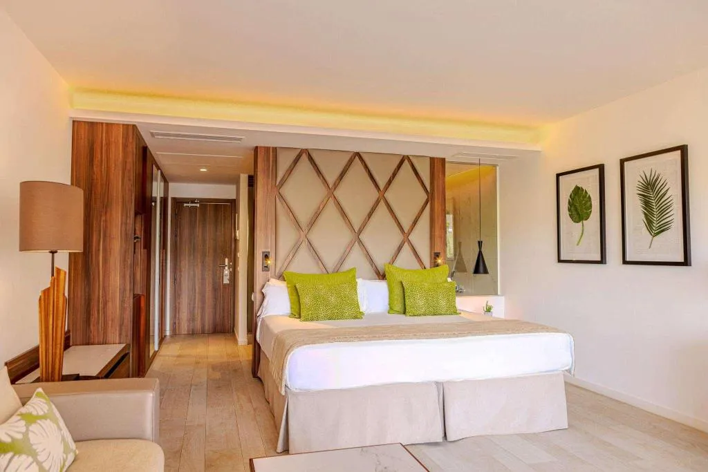 Room, Zafiro Palace Palmanova, Majorca