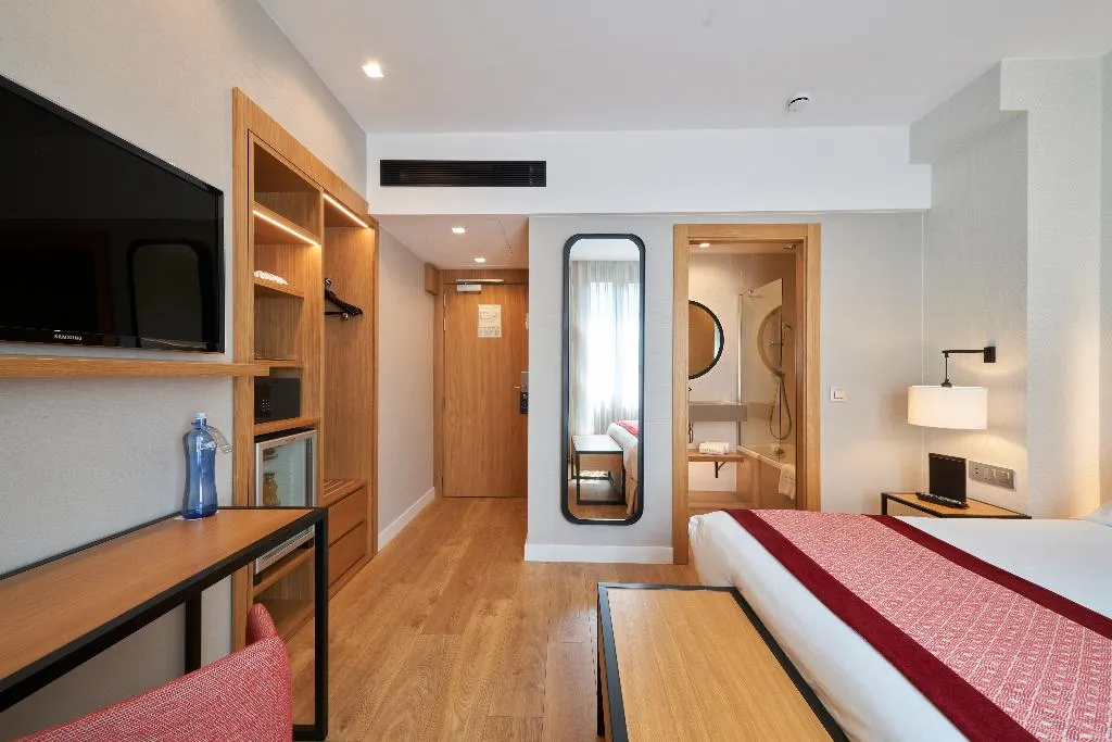DOUBLE SINGLE USE PREMIUM Room, Catalonia Eixample 1864, Barcelona