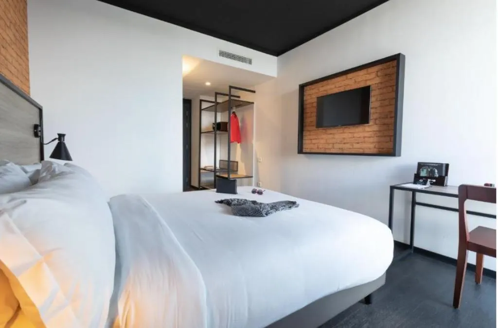 DOUBLE QUEEN SIZE BED Room, Onomo Airport Casablanca, Casablanca