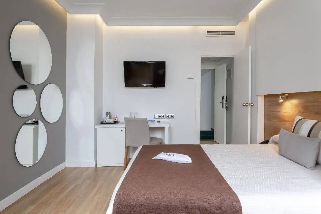 SINGLE STANDARD Room, Monte Carmelo, Seville