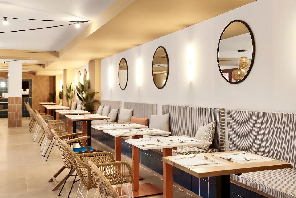 Restaurant, tent Lloret de Mar, Costa Brava