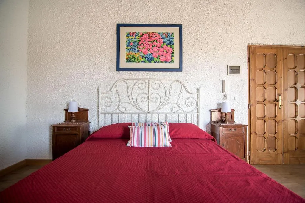 Room, Villa Degli Oleandri, Rome