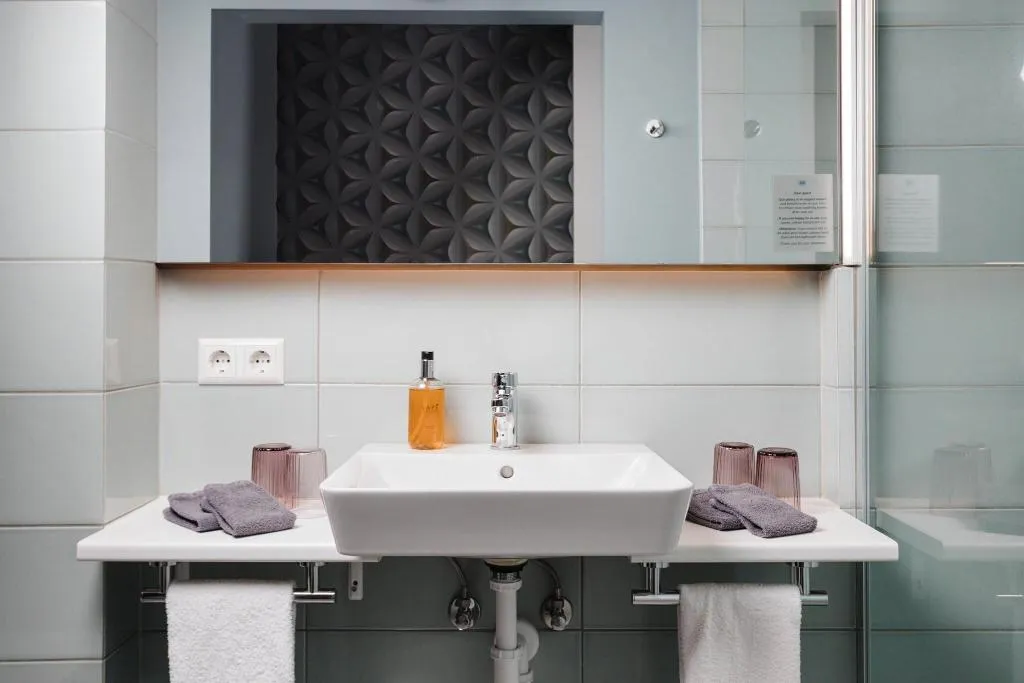 QUADRUPLE KING SIZE BED Room, Oddsson Hotel, Reykjavik
