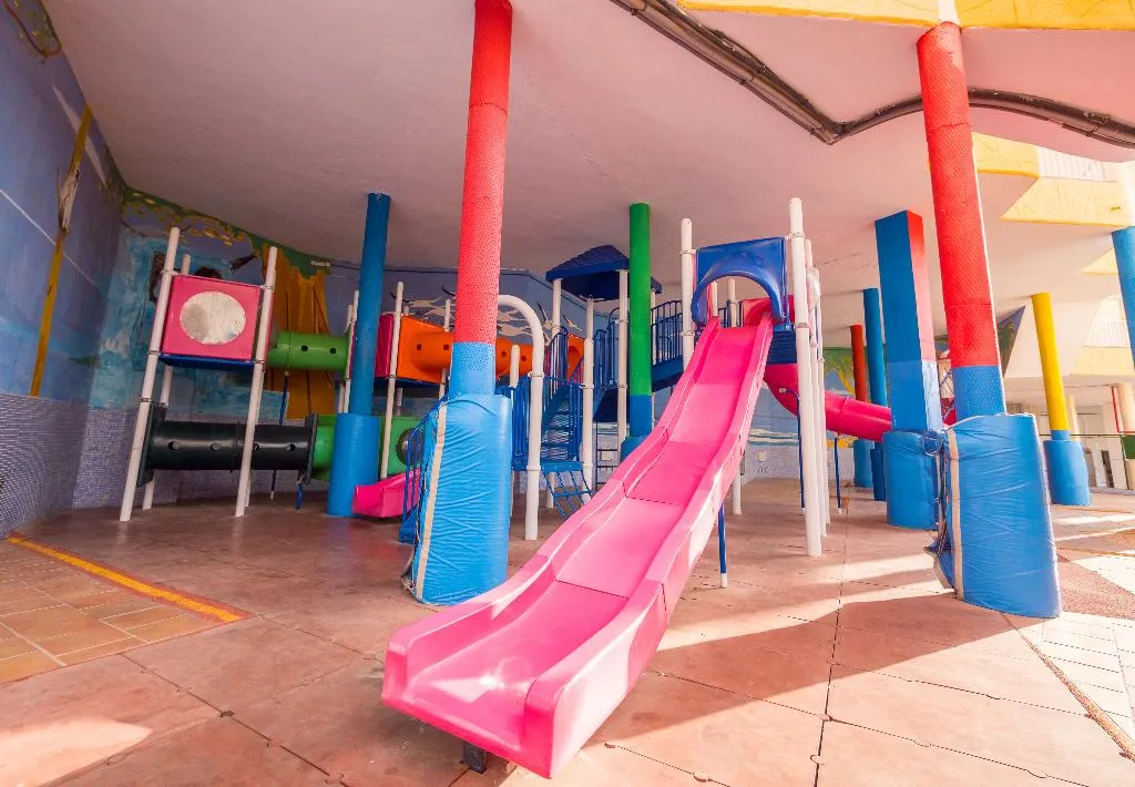 Sports and Entertainment, Checkin Bungalows Atlantida, Tenerife