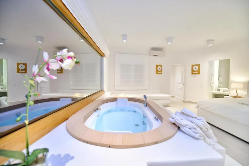 VILLA FIVE BEDROOMS WITH PRIVATE POOL Room, Saint John Hotel Villas & Spa, Mykonos