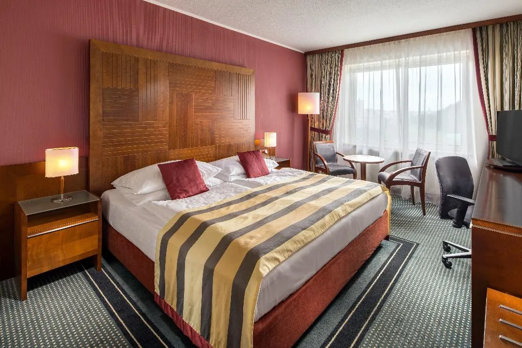 Room, Quality Hotel Brno Exhibition Centre, Prague